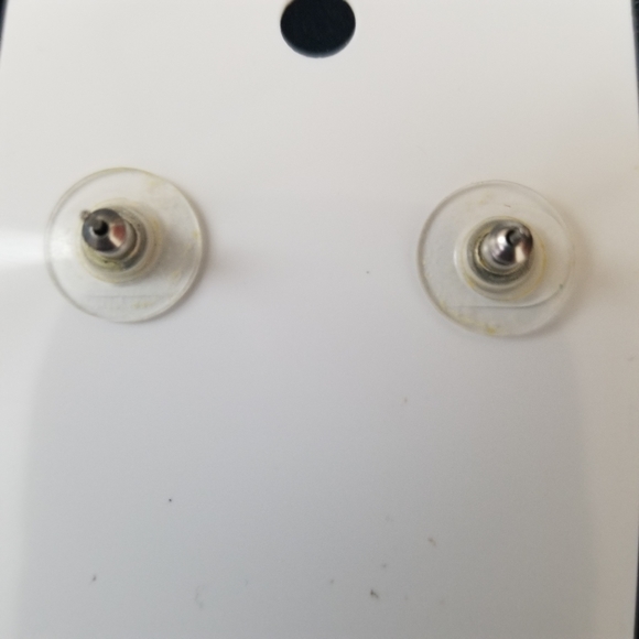 Dainty Dragonfly Earrings - Picture 2 of 4